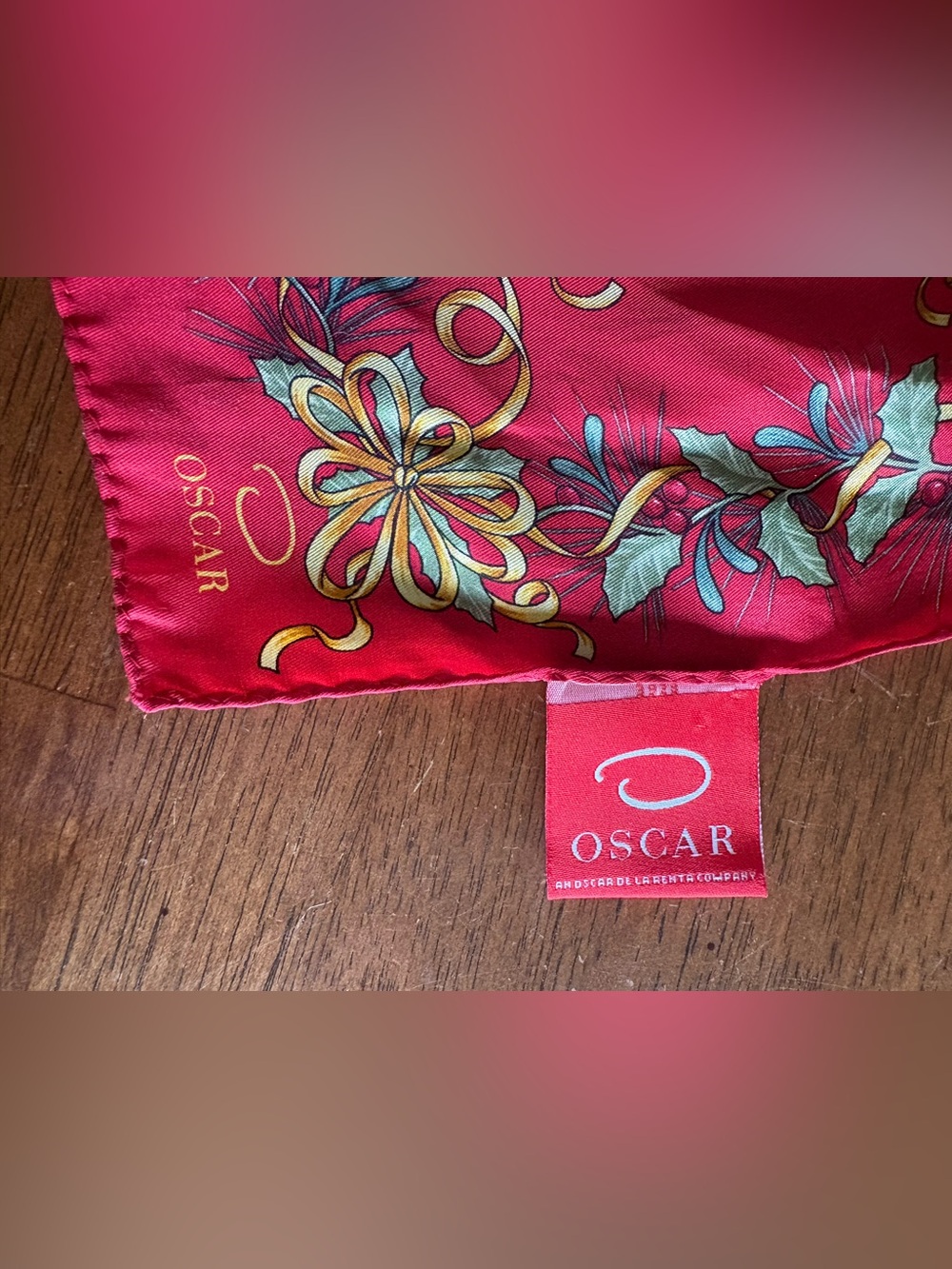Vintage Oscar de la Renta 100% Silk Christmas Holiday Scarf Red 53” - Picture 6 of 7